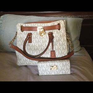 Michael kors Purse and Wallet